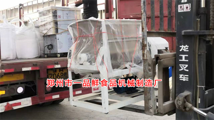 浙江臺州客戶訂購的自動疊片燴面機(jī)發(fā)貨啦(圖2) 浙江臺州客戶訂購的自動疊片燴面機(jī)發(fā)貨啦(圖2)